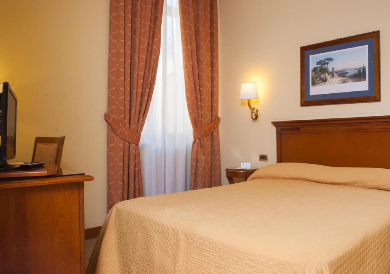 Hotel Le Cheminee Business 4*