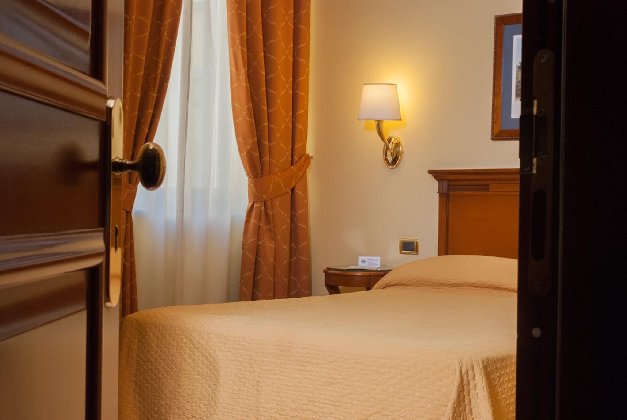 Le Cheminée Business 4*